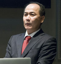 才藤孔敬氏