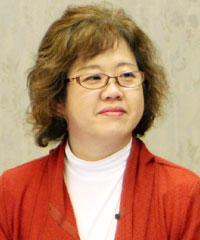 小梨由美氏