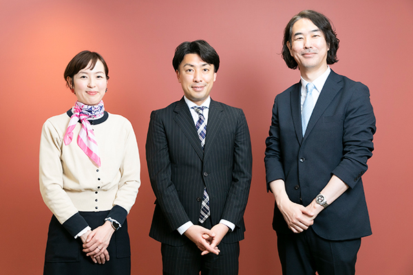 荒井勇輝氏、服部恭之氏、四谷志穂